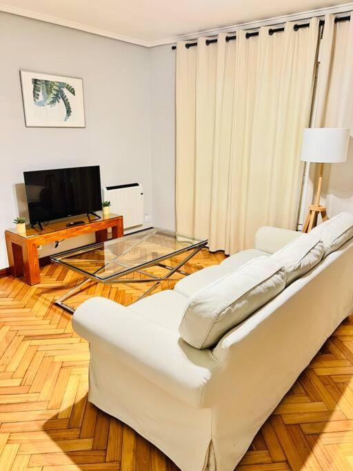 Apartamento En El Centro De Vigo 2 Habitaciones 외부 사진